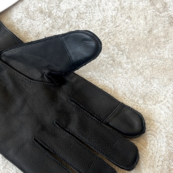Brand New Calvin Klein Full Grain Goat Leather Tech Gloves Touchscreen Black - Picture 6 of 14
